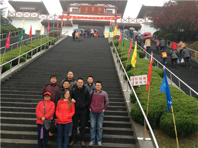 紅葉谷我們來(lái)了！--記泰安海數機械制造有限公司員工2015年濟南紅葉谷之旅